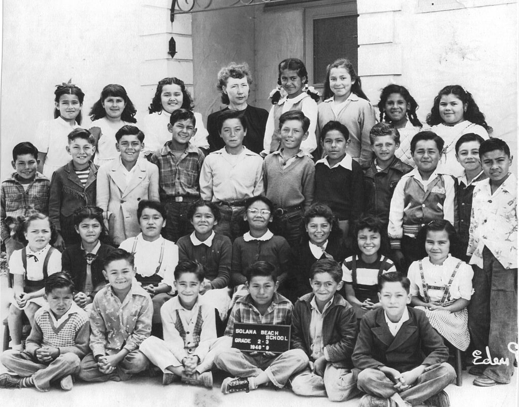 1946-7 students at La Escuelita, Americanization school, La Colonia de Eden Gardens