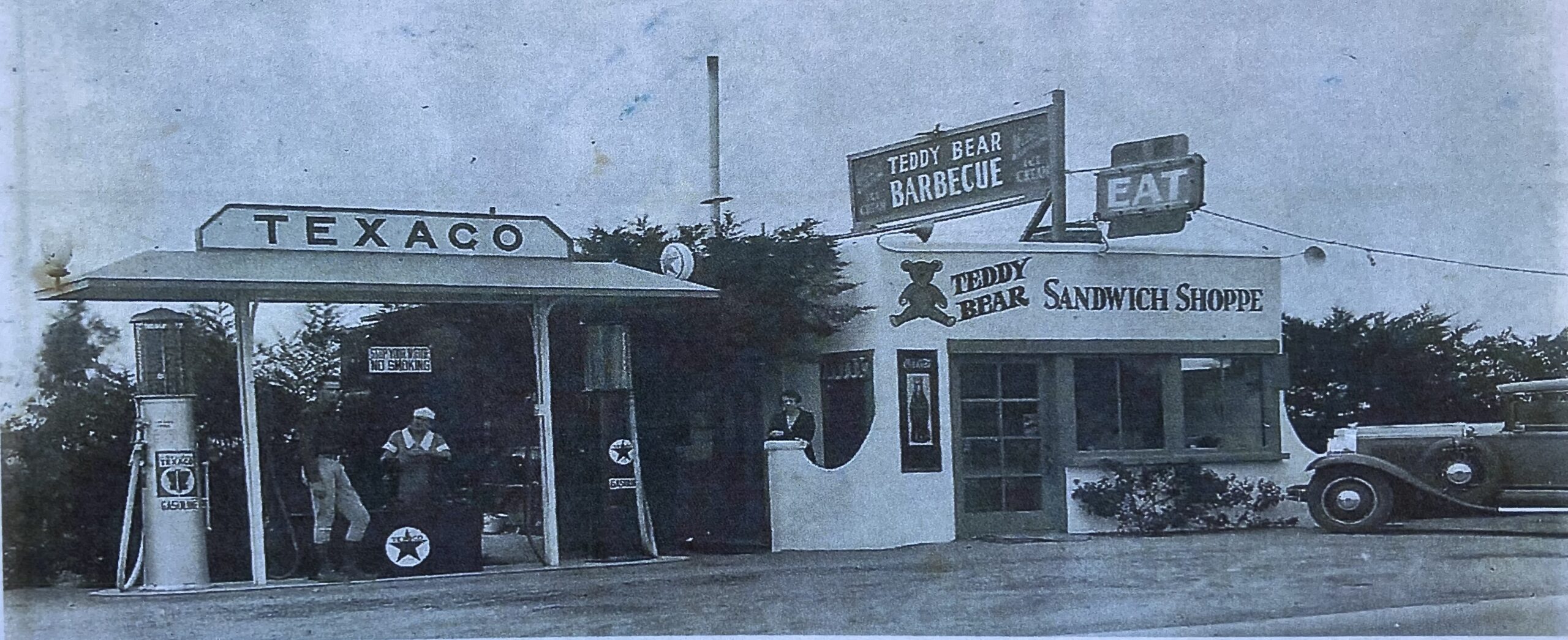 The original Teddy Bear Cafe in Solana Beach, south of The Plaza